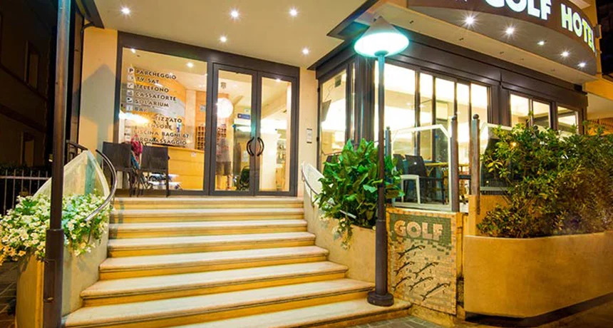 Hotel Golf Cattolica 3 stelle | A 50m dal Mare - Prezzi 2023