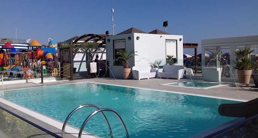 Piscina0