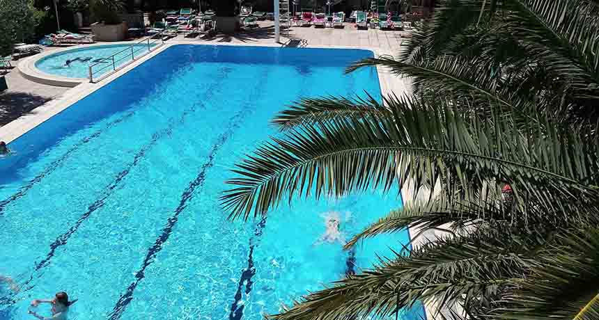 Piscina0