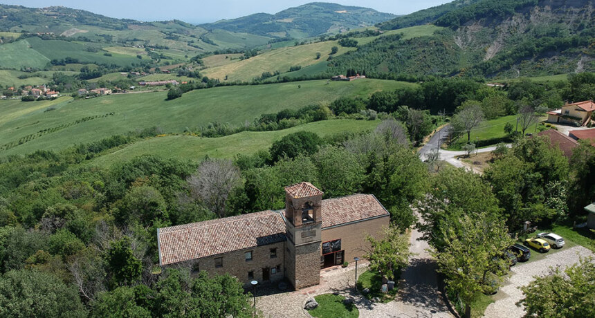 Grotte di Onferno e il territorio