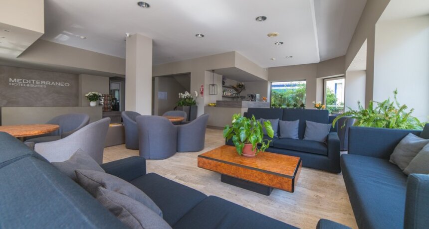 Mediterraneo Hotel & Suites