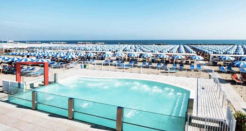 Piscina0